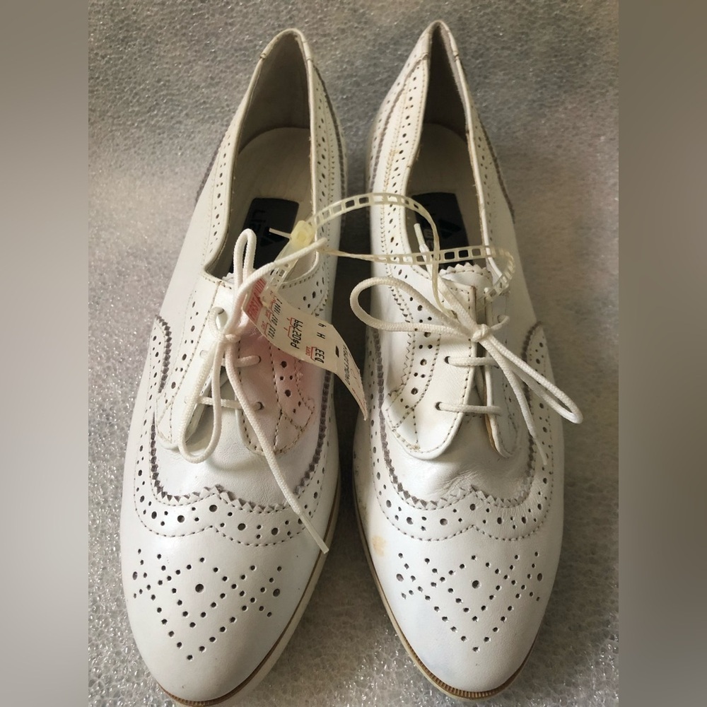 Liz Wear Vintage Oxfords Sz 8